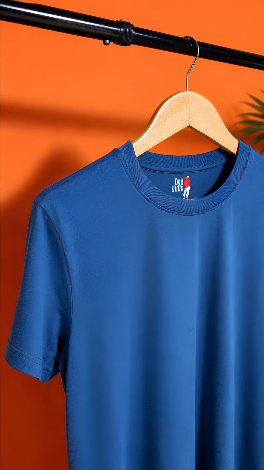 Men's Crew Neck T-Shirt in Blue